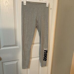 Nike leggings - size: Small - color: Grey